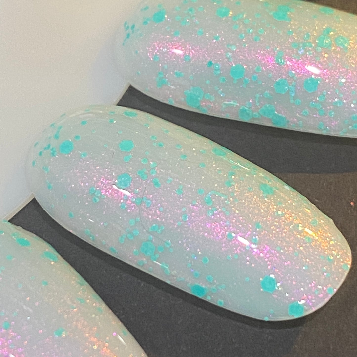 Bakelite (Glitter Topper)