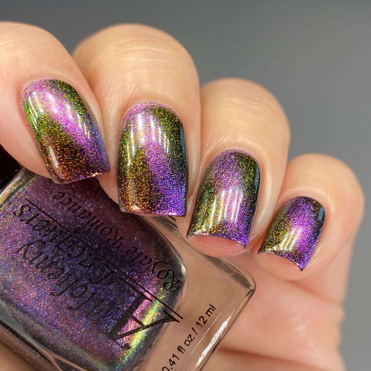 Royal Romance (Magnetic)