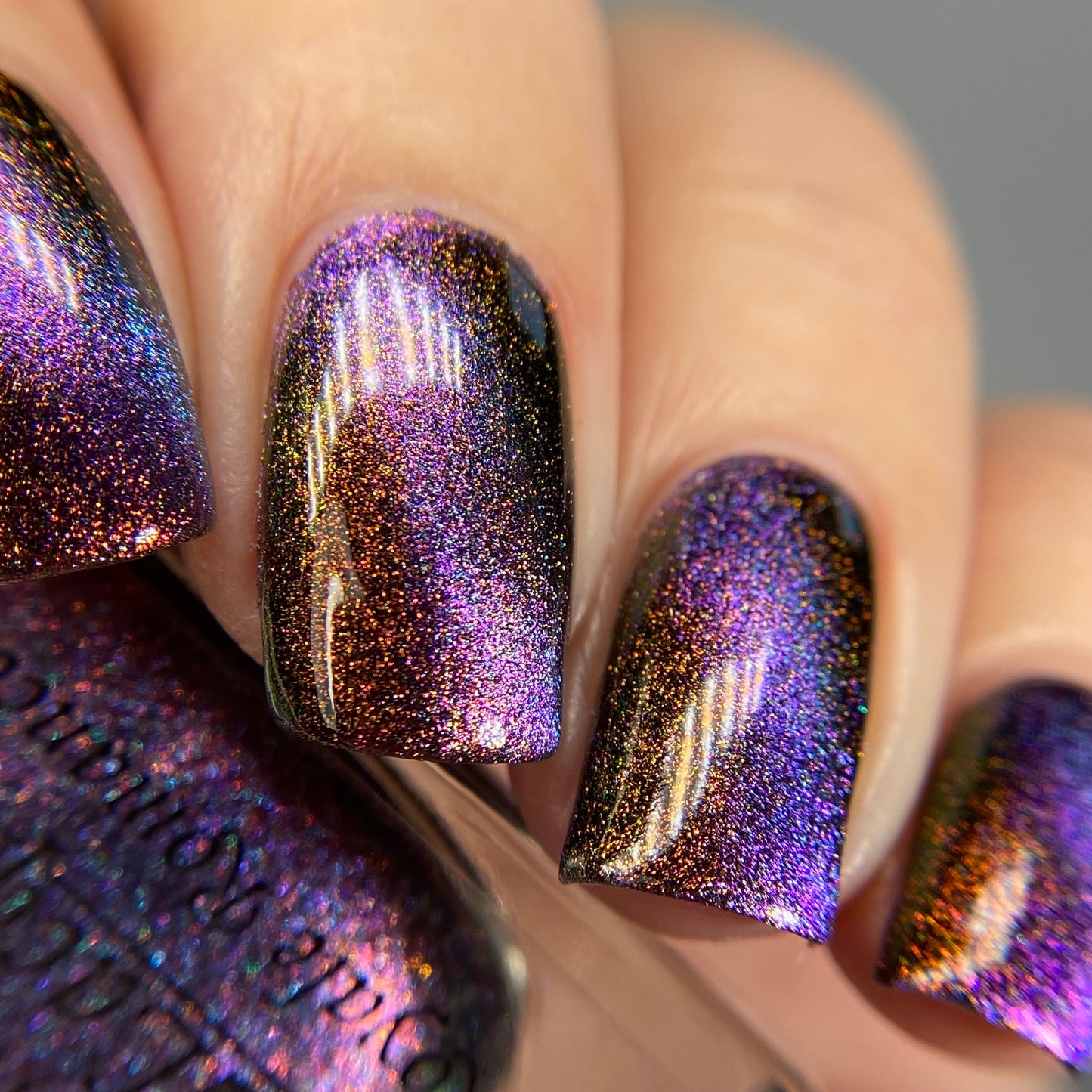 Royal Romance (Magnetic)